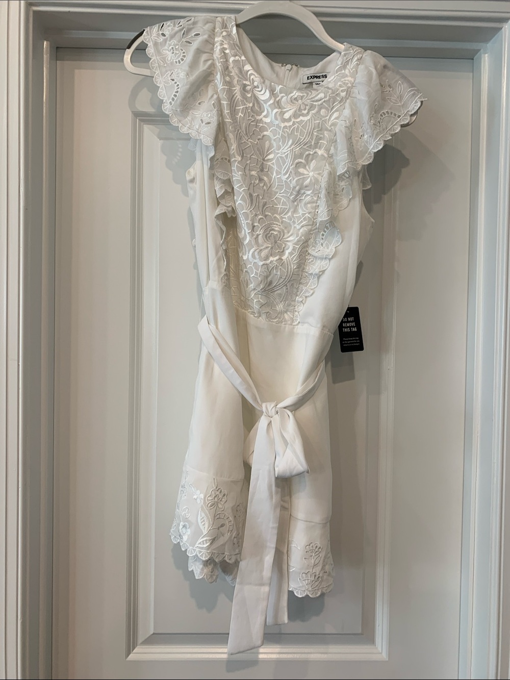 Express White Lace Flutter Sleeve Belted Romper M NWT